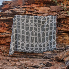 Load image into Gallery viewer, Nyabal Nyabal Blanket
