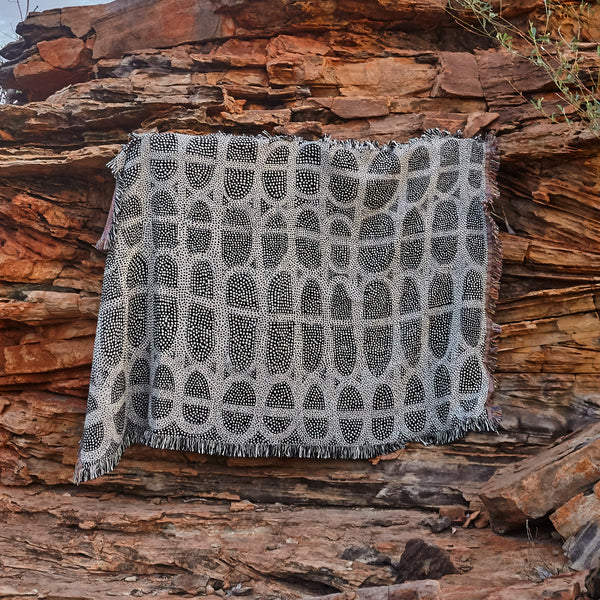 Nyabal Nyabal Blanket